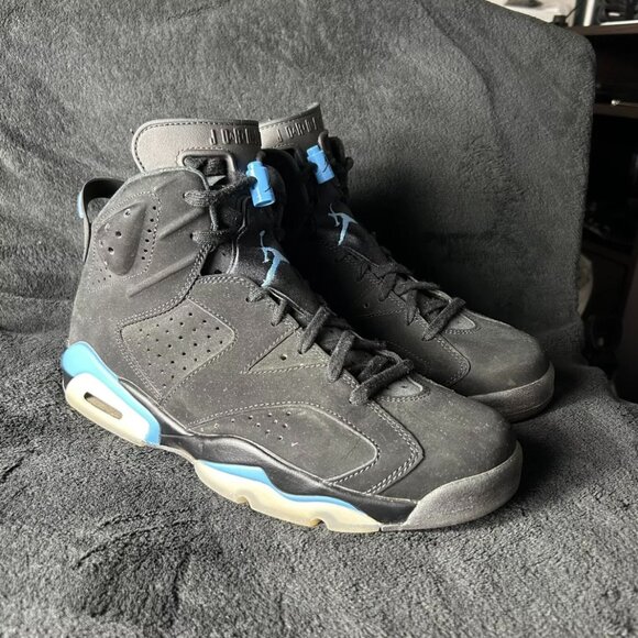AIR JORDAN VI BLACK/UNIVERSITY BLUE 